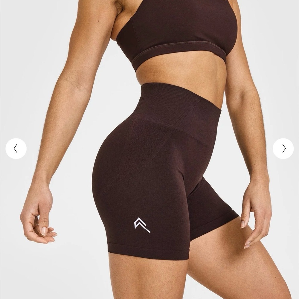 Oner Active Effortless shorts in Plum Brown